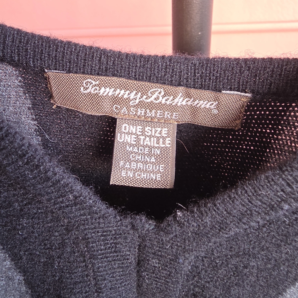 Tommy Bahama Cashmere Poncho Black And Grey Stripe - Picture 5 of 8